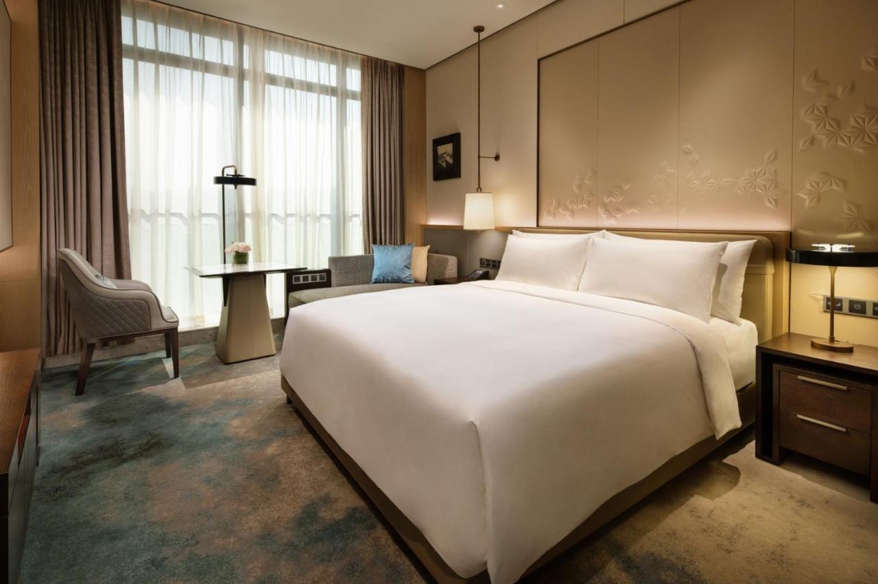 Crowne Plaza Xiangxi Hotel Fenghuang Exterior photo